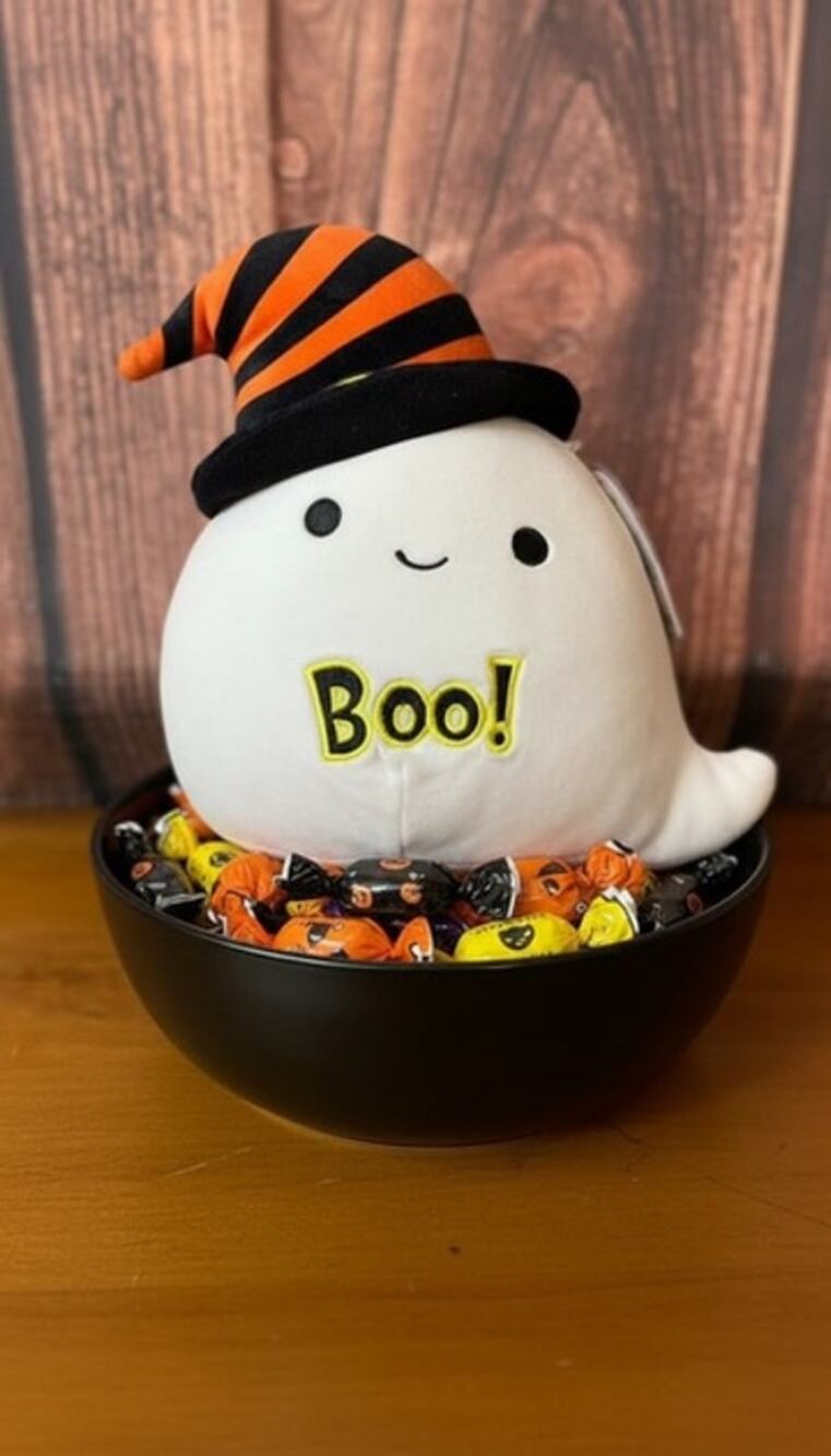 NWT Squishmallows Grace the Ghost Halloween Plush White Boo 8 in
